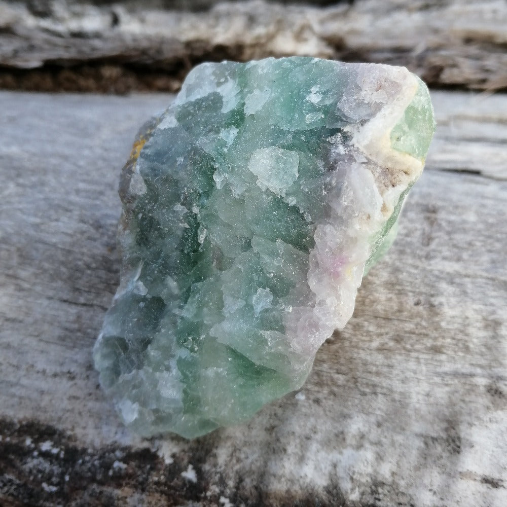 ozanao - pierre brute fluorite